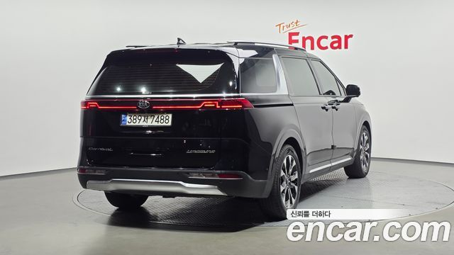 Kia Carnival 4-го поколения 7-Seater Signature - фото 1