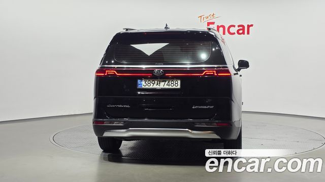 Kia Carnival 4-го поколения 7-Seater Signature - фото 3