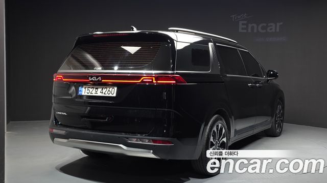 Kia Carnival 4-го поколения 7-Seater Noblesse - фото 1