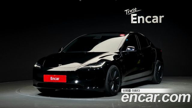 Tesla Model 3 Long Range AWD - фото 0