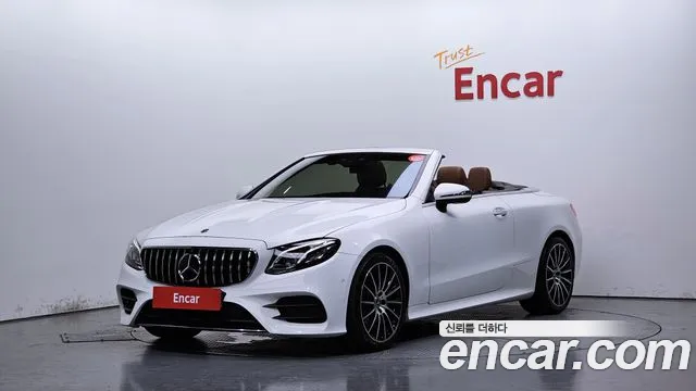Mercedes-Benz E-Class W213 E220d Cabriolet - фото 0