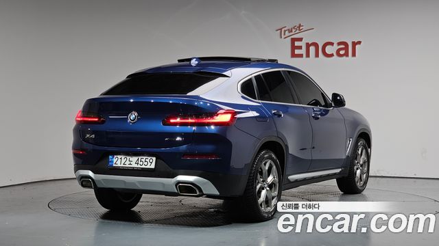 BMW X4 G02 xDrive20i xLine - фото 1