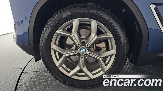 BMW X4 G02 xDrive20i xLine - фото 4