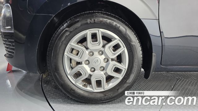 Hyundai Staria Cargo 3-Seater Modern - фото 3