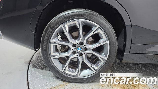 BMW X1 F48 xDrive 20i M Sport - фото 4