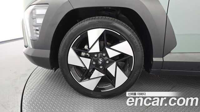 Hyundai Kona SX2 Gasoline 1.6 Turbo 2WD Inspiration - фото 4