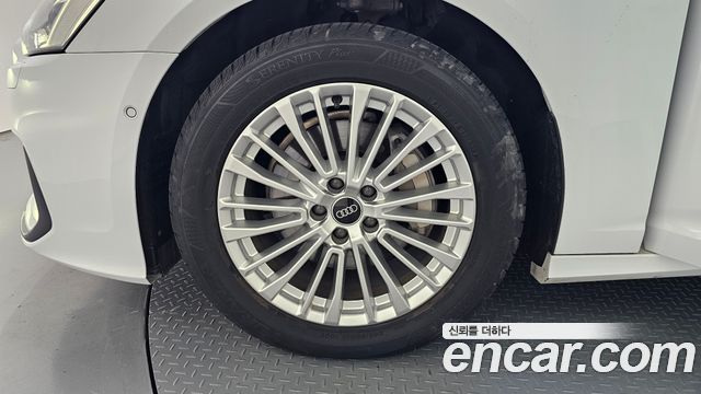 Audi A6 C8 45 TFSI Premium - фото 4