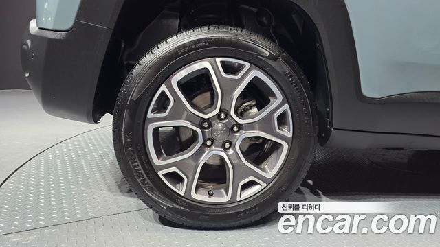 Jeep Renegade 2.0 Diesel Limited AWD - фото 4