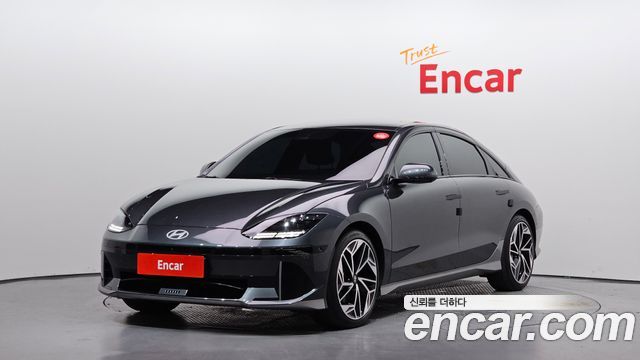 Hyundai Ioniq6 Long Range AWD Prestige - фото 0