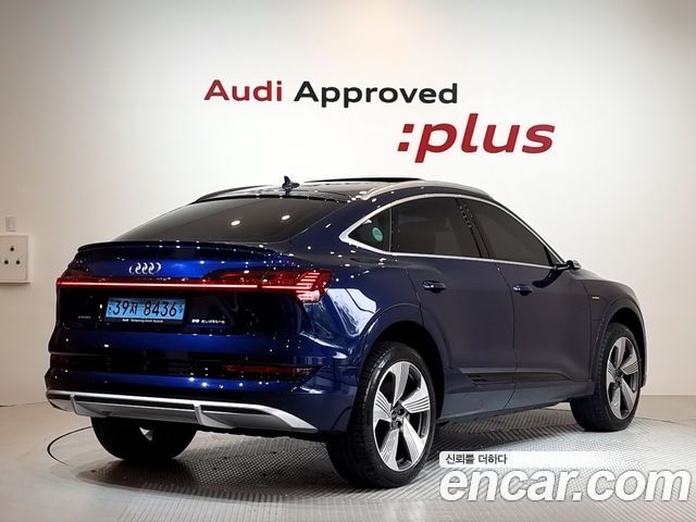 Audi e-tron 55 Quattro Sportback - фото 1