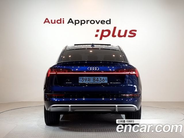 Audi e-tron 55 Quattro Sportback - фото 3