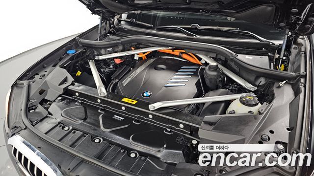 BMW X5 G05 xDrive 45e xLine - фото 4