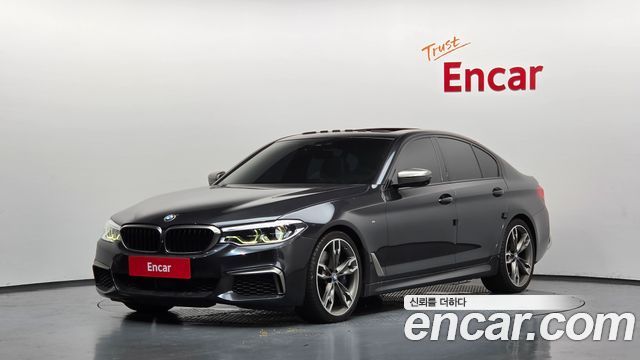 BMW 5-Series G30 M550d xDrive - фото 0