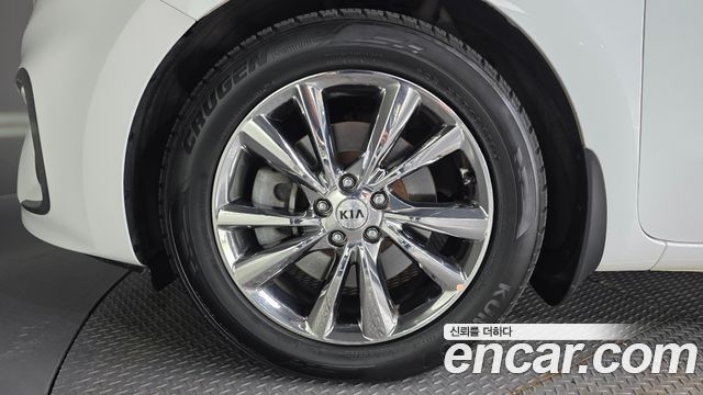 Kia Carnival Новый 9-Seater Noblesse Special - фото 4