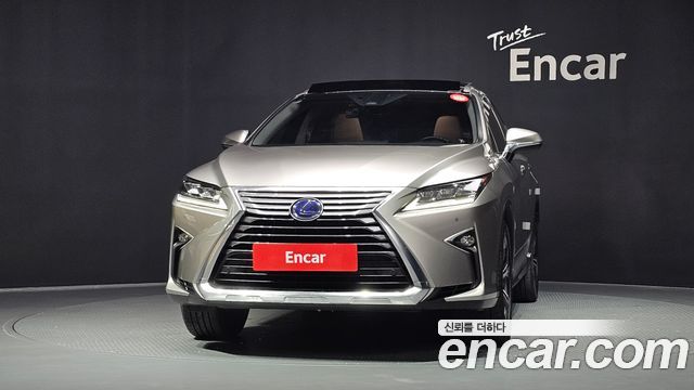 Lexus RX 4-го поколения Executive - фото 2