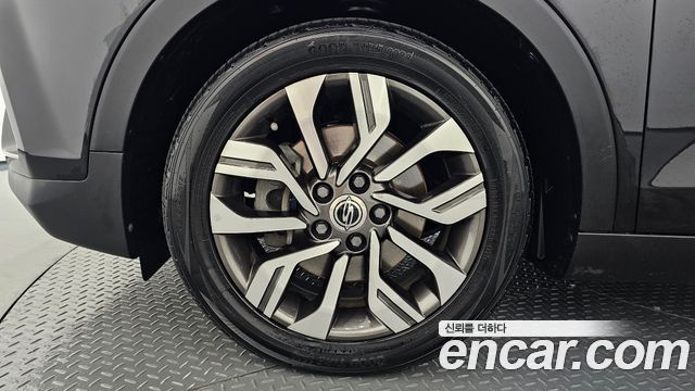 SsangYong Tivoli VX 2WD - фото 4