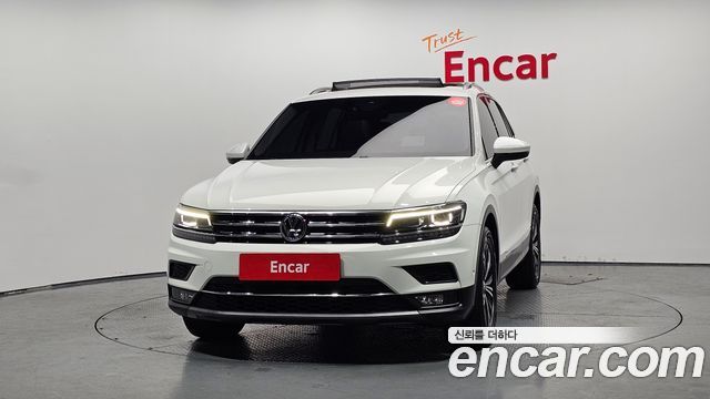Volkswagen Tiguan 2-го поколения 2.0 TDI Prestige - фото 2
