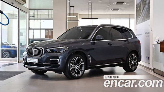 BMW X5 G05 xDrive 40i xLine - фото 0