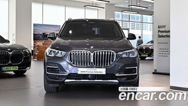 BMW X5 G05 xDrive 40i xLine - фото 1