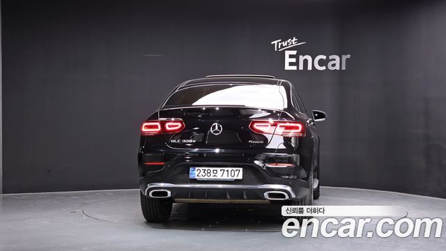 Mercedes-Benz GLC-Class X253 GLC300e 4MATIC Coupe - фото 3