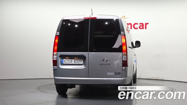 Hyundai Staria Cargo 3-Seater Modern - фото 3