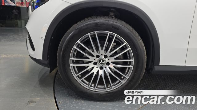 Mercedes-Benz GLC-Class X254 GLC 300 4MATIC Avantgarde - фото 4