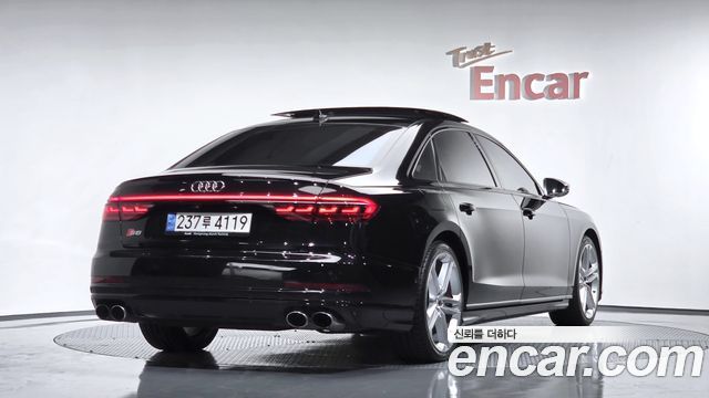 Audi S8 D5 4.0 TFSI Quattro LWB - фото 0