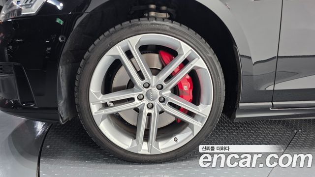 Audi S8 D5 4.0 TFSI Quattro LWB - фото 3