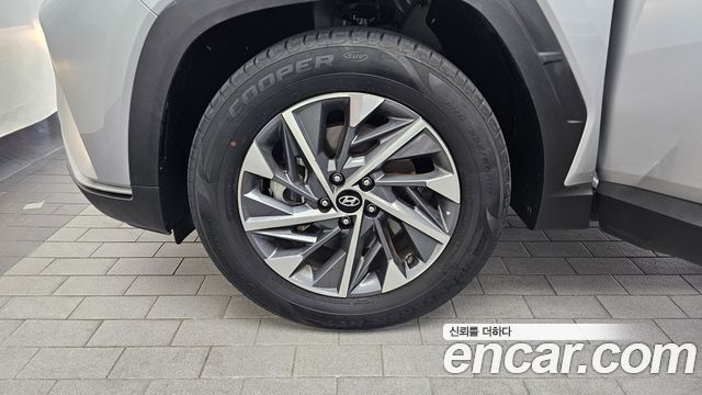 Hyundai Tucson NX4 Gasoline 1.6 Turbo 2WD Premium - фото 4