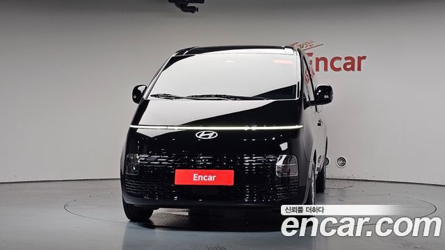 Hyundai Staria HEV 1.6 Cargo 5-Seater Modern - фото 1