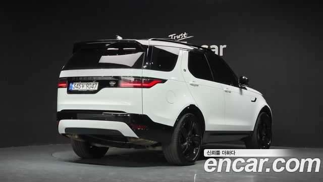 Land Rover Discovery D300 R-Dynamic HSE - фото 1
