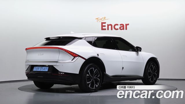Kia EV6 Long Range Earth - фото 1