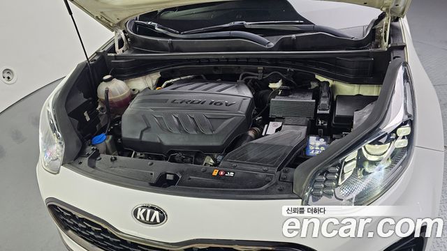 Kia Sportage Diesel 2.0 2WD Inteligent - фото 4