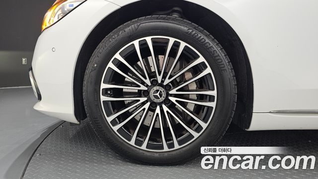 Mercedes-Benz S-Class W223 S350 d 4MATIC - фото 4