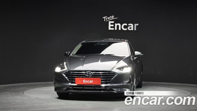 Hyundai Sonata DN8 2.0 Premium Family - фото 2