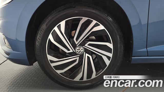 Volkswagen Jetta 7-го поколения 1.4 TSI Prestige - фото 4