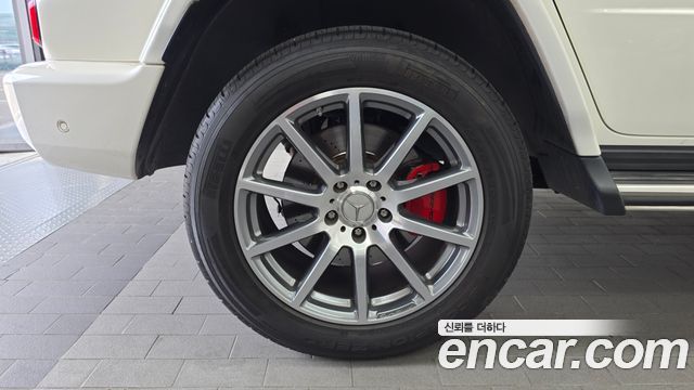 Mercedes-Benz G-Class AMG G63 - фото 4