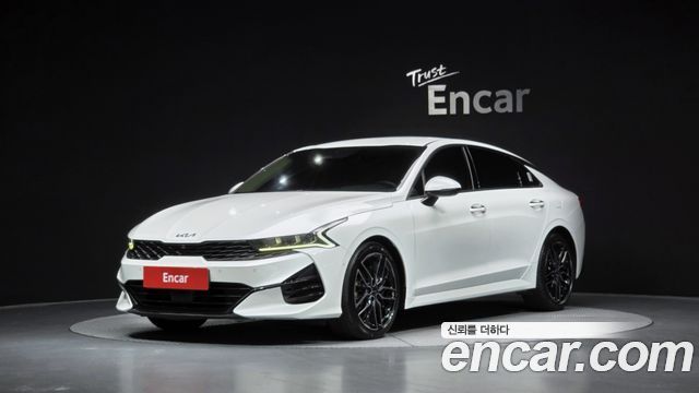 Kia K5 3-го поколения 1.6 Turbo Signature - фото 0
