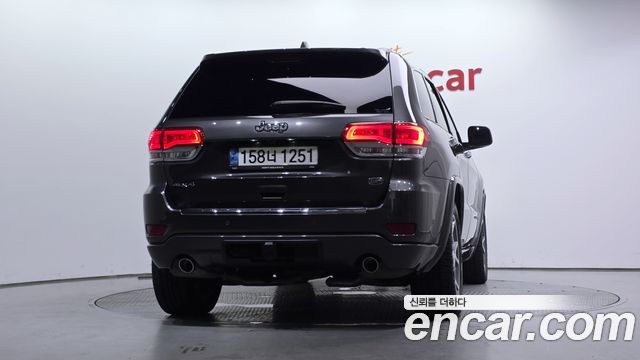 Jeep Cherokee 3.6 Overland WK2 - фото 3