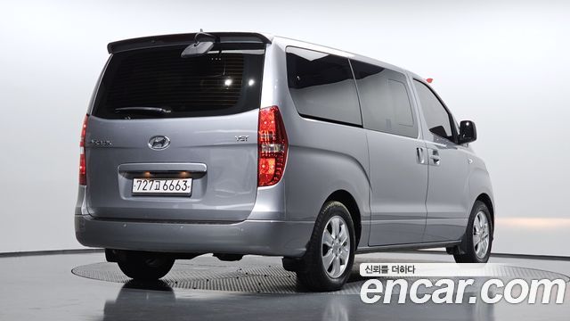 Hyundai Starex Новый Wagon 12-Seater Modern - фото 1