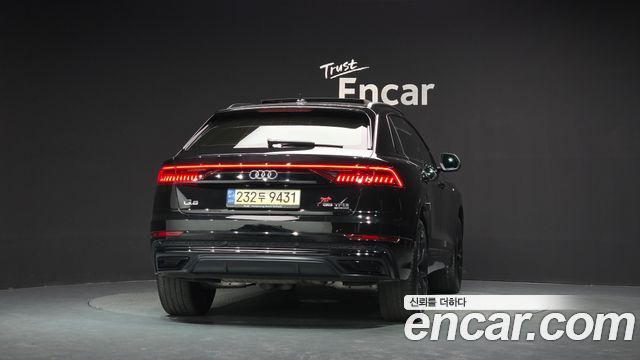 Audi Q8 55 TFSI Quattro Premium - фото 3