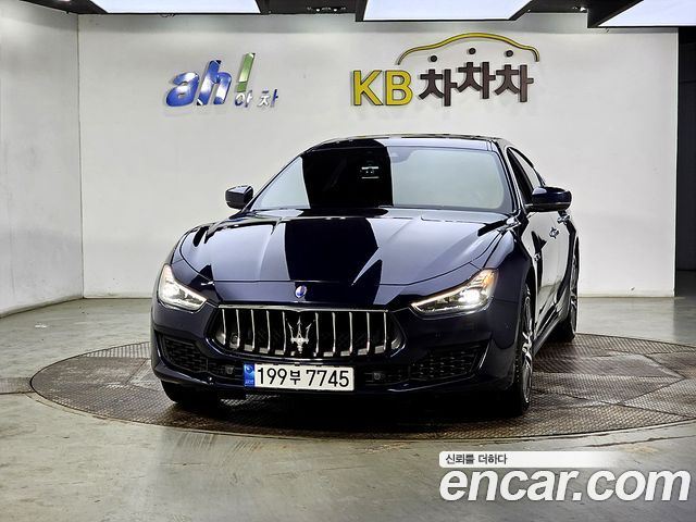 Maserati Ghibli 3.0 Diesel 3rd - фото 0