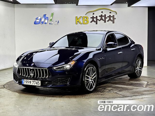 Maserati Ghibli 3.0 Diesel 3rd - фото 1