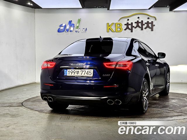 Maserati Ghibli 3.0 Diesel 3rd - фото 2