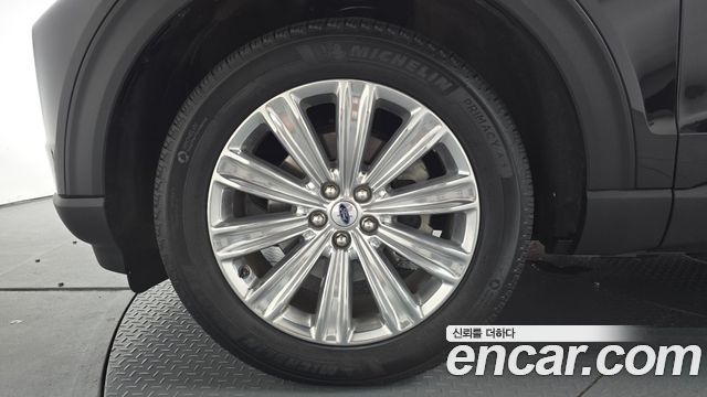 Ford Explorer 6-го поколения 2.3 LimIted 4WD - фото 4