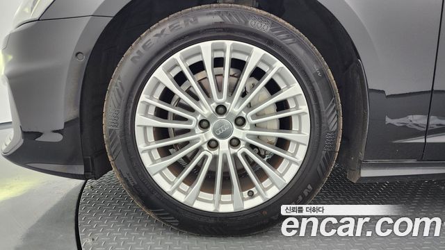 Audi A6 C8 40 TDI Quattro Premium - фото 4