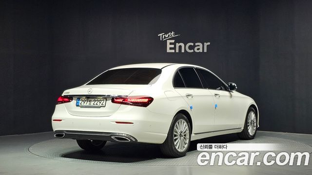 Mercedes-Benz E-Class W213 E250 Exclusive - фото 1