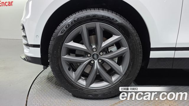 Land Rover Range Rover Velar 2.0 P250 Dynamic SE - фото 4
