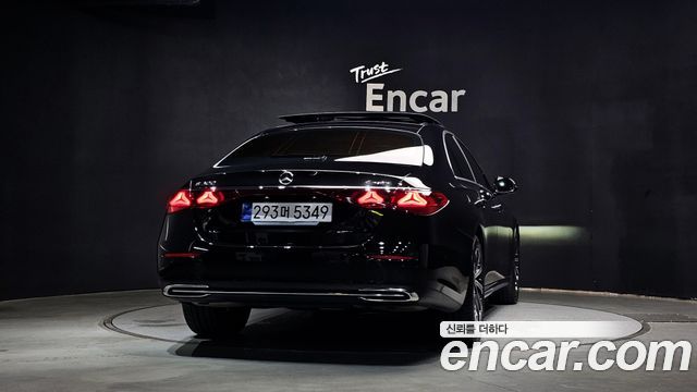 Mercedes-Benz E-Class W214 E300 4MATIC Exclusive - фото 3