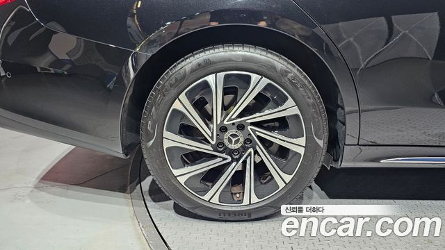 Mercedes-Benz E-Class W214 E300 4MATIC Exclusive - фото 4
